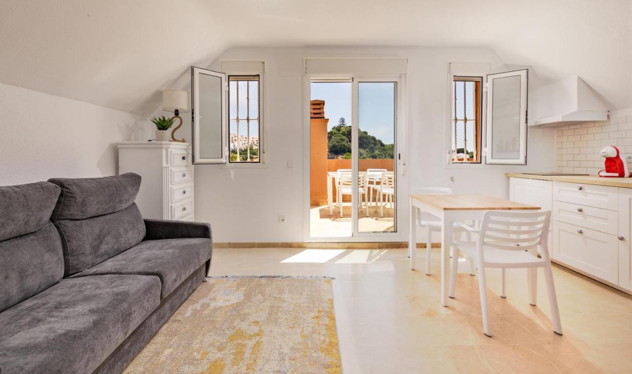 Fresh Penthouse Apartment With Great Sea Views Casares Zewnętrze zdjęcie